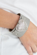 Load image into Gallery viewer, Flauntable Flirt - Silver bracelet
