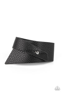 PIECE Offering - Black bracelet