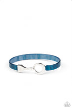 Load image into Gallery viewer, HAUTE Button Topic - Blue braclet
