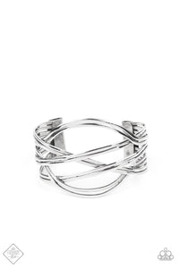 Hautely Hammered - Silver bracelet