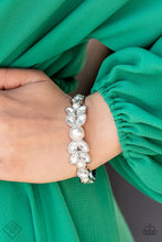 Load image into Gallery viewer, Regal Reminiscence white Fashion Fix bracelet
