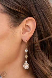 Epic Elegance - Gold earring