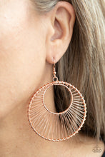 Load image into Gallery viewer, Artisan Applique - Copper earring
