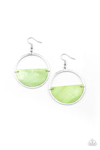 Load image into Gallery viewer, Seashore Vibes - Green earring
