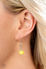 Load image into Gallery viewer, Summer Excursion yellow Fashion Fix necklace
