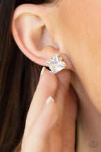 Load image into Gallery viewer, Times Square Timeless - Gold earring
