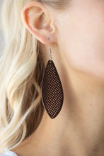 Load image into Gallery viewer, Surf Scene - Brown earring
