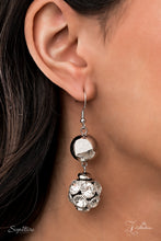 Load image into Gallery viewer, The Liberty 2021 Zi collection necklace
