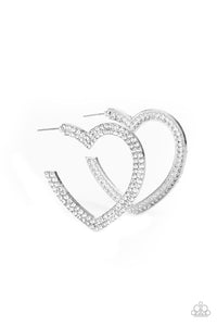 AMORE to Love - White earring