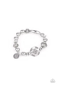 Aesthetic appeal Silver bracelet