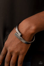 Load image into Gallery viewer, Dare to Flare - Black bracelet
