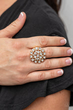 Load image into Gallery viewer, SELFIE-Confidence - Gold ring

