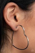 Load image into Gallery viewer, Harmonious Hearts - Silver earring
