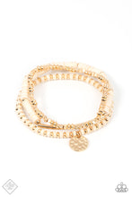 Load image into Gallery viewer, Terraform Trendsetter - Gold bracelet
