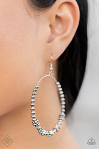 Simple Synchrony - Silver earring