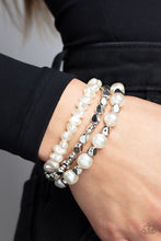 Load image into Gallery viewer, Shoreside Soiree - White bracelet
