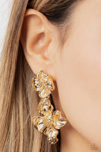 Load image into Gallery viewer, Gilded Grace - Gold-earring
