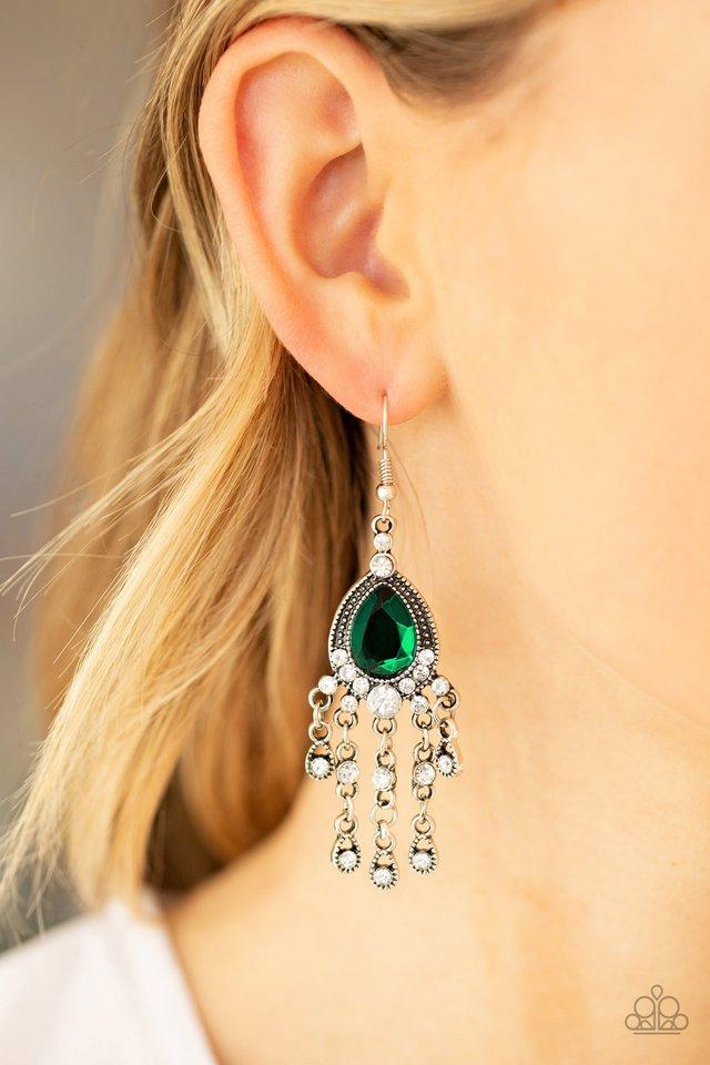 Bling Bliss green earring