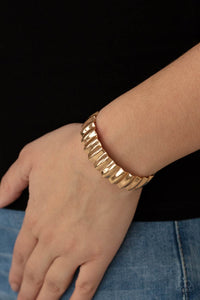 Across The HEIR- Waves Gold bracelet