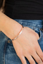 Load image into Gallery viewer, Dainty Dazzle Rose Gold Bracelet
