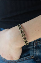 Load image into Gallery viewer, LINK tank Brass Bracelet
