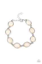 Load image into Gallery viewer, Nice Stonework white Bracelet
