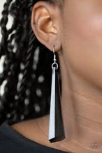 Load image into Gallery viewer, Break The Ice black Earring
