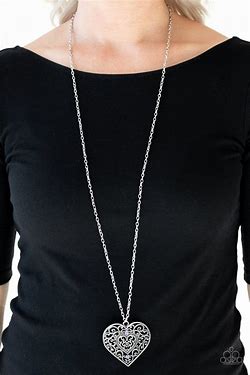 Classic Casanova Purple Necklace