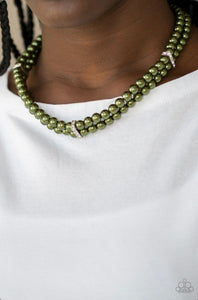 Put On Your Party Dress Green Necklace