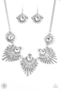 Miss you-niverse White Necklace