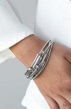Load image into Gallery viewer, Basic Magnetic Silver Bracelet
