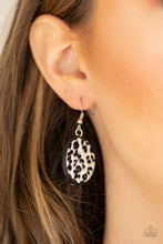 Load image into Gallery viewer, Here Kitty Kitty White Necklace
