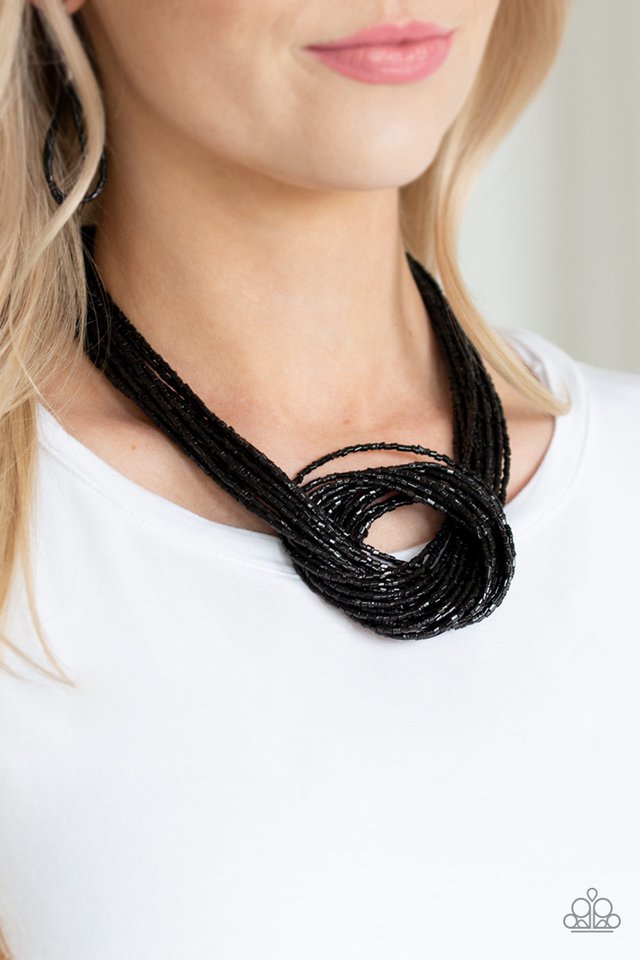 Knotted knockout black necklace