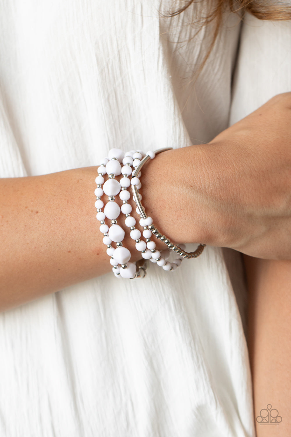 Vibrantly Vintage white bracelet